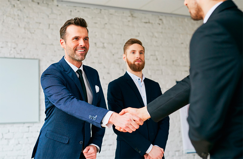 Seminarios de legislación internacional, con proveedores, modelo de Harvard de negociaciones