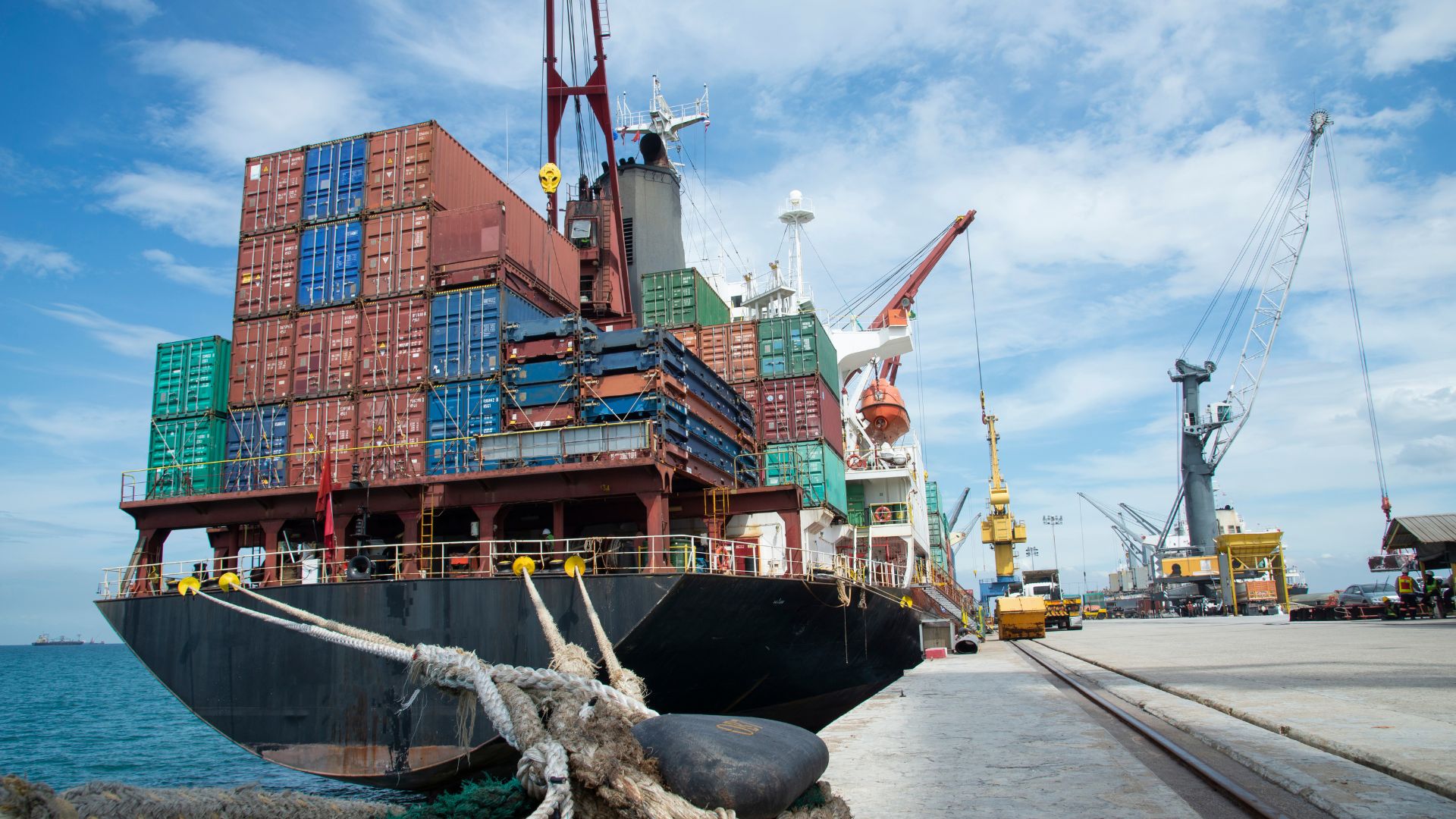 CRECEX analiza el alcance del arancel del 12,5 % y su impacto en las exportaciones de Costa Rica.